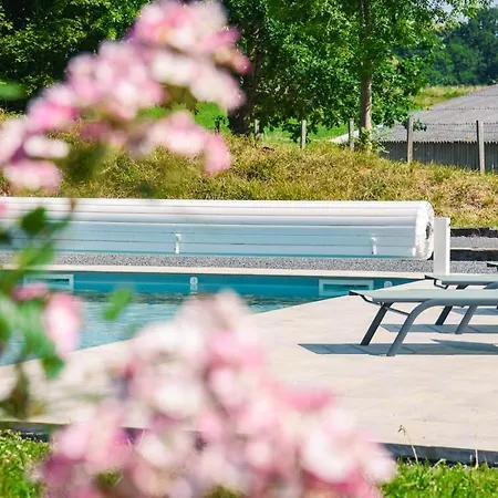 Maison Familiale Au Avec Piscine Et Petanque * Biaudos